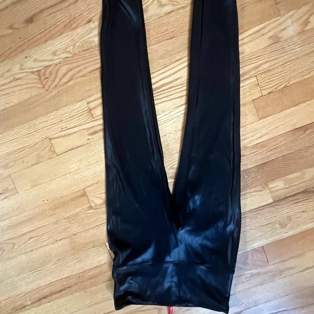 SPANX Black Glossy Leggings Sleek Fit